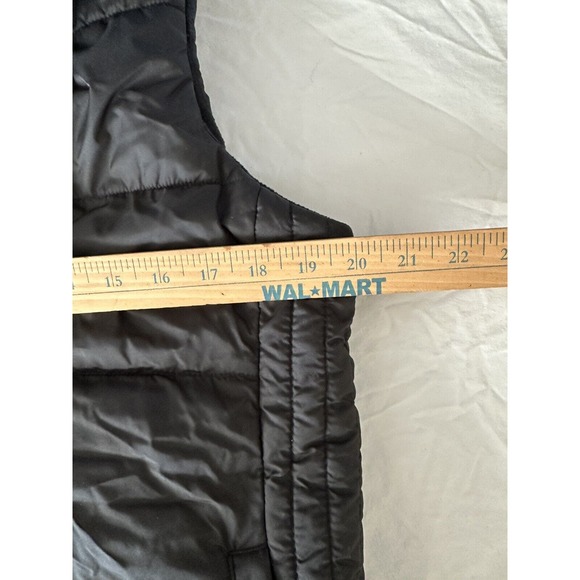 Old Navy Puffer Vest Jacket, Black Size Medium Zip Up Quilted Fleece inside - Picture 10 of 13